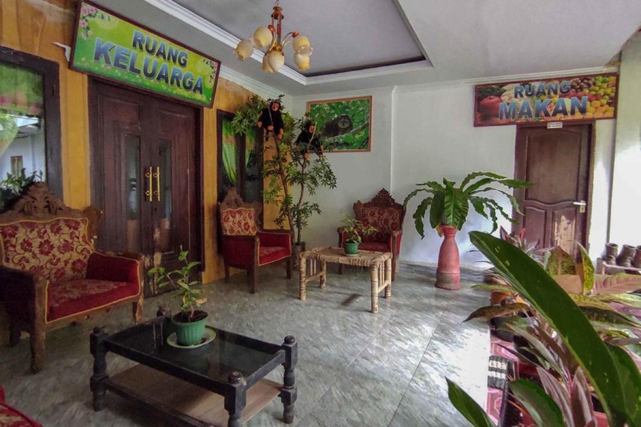Oyo 90988 Tangkoko Jungle Homestay Rinondoran 外观 照片