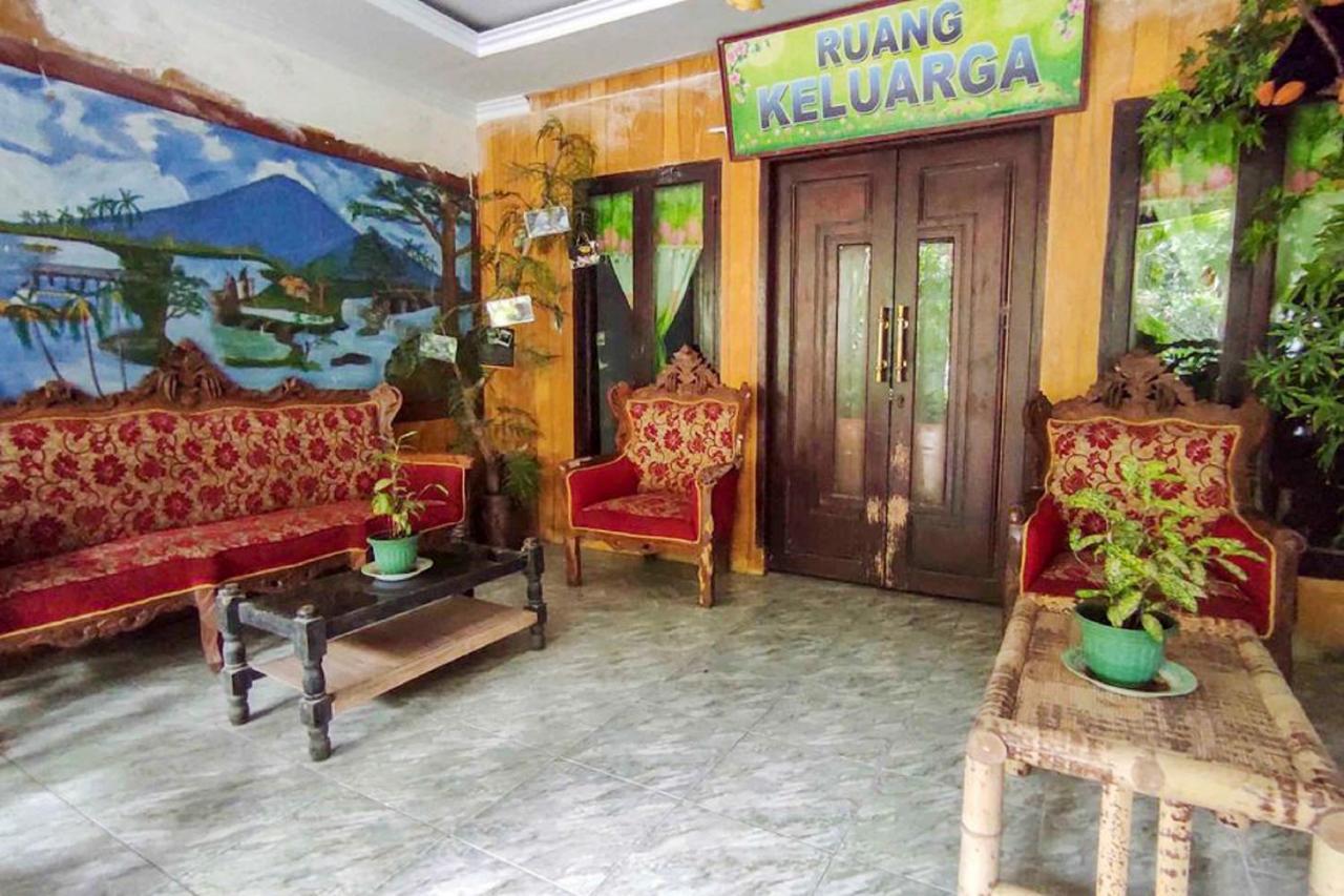 Oyo 90988 Tangkoko Jungle Homestay Rinondoran 外观 照片